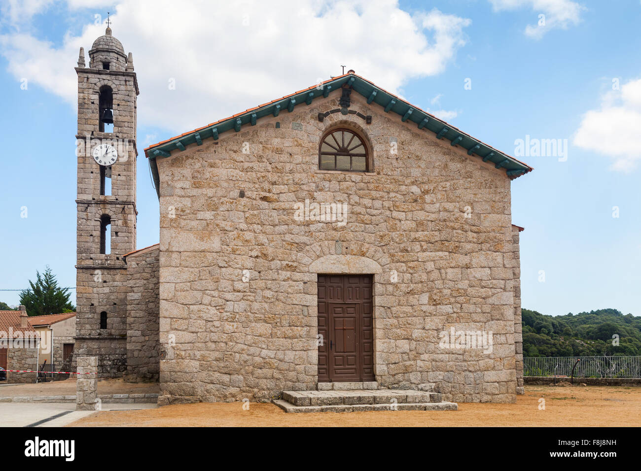 Die Kirche Saint-Georges, Quenza, Süden Korsika, Frankreich Stockfoto