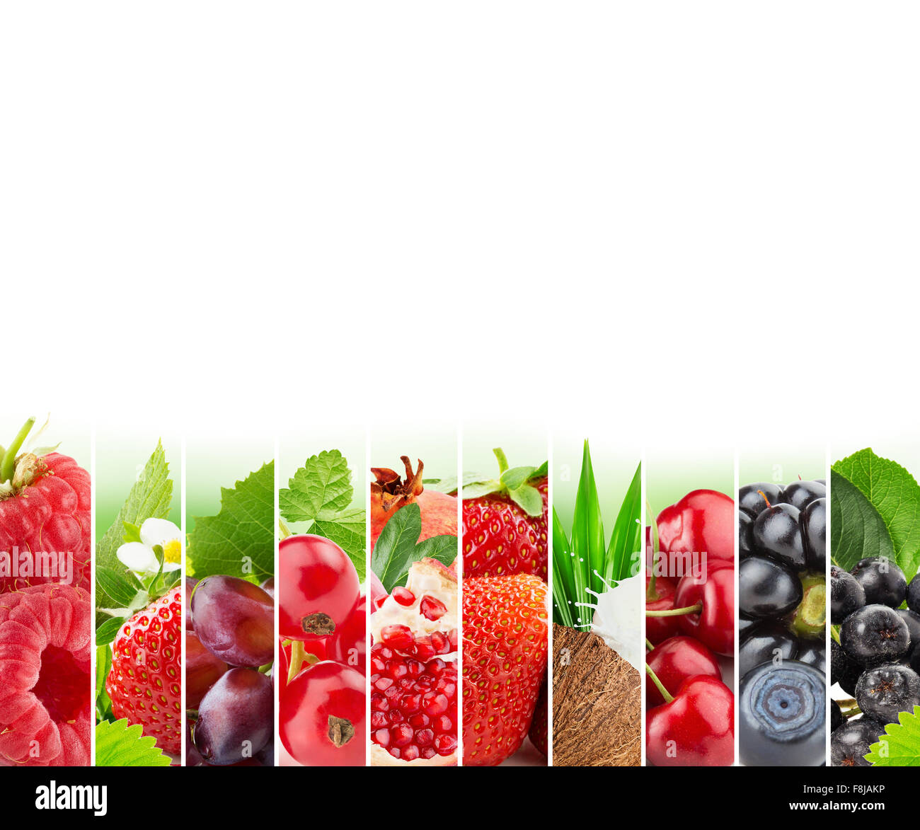Obst und Beeren Kollektion Streifen auf weißem Hintergrund. Stockfoto