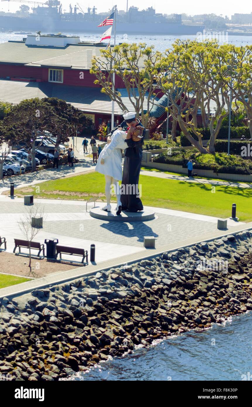 Die Scupture der bedingungslosen Kapitulation in San Diego, Kalifornien, Vereinigte Staaten von Amerika, basierend auf dem Foto von Alfred Ei Stockfoto