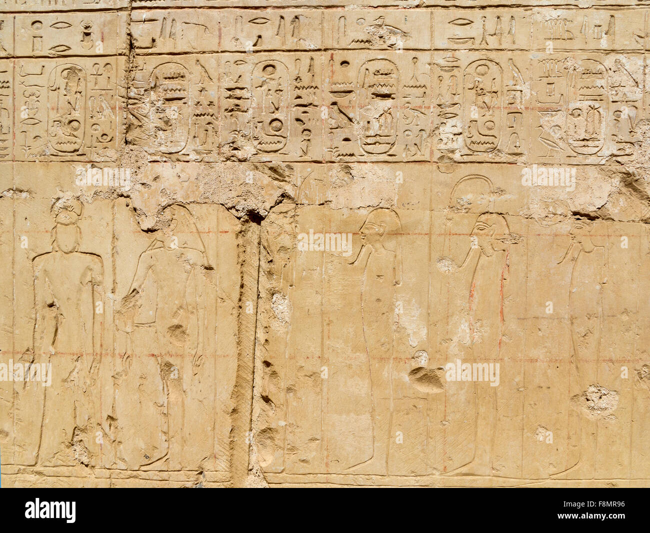 Gitter-Muster auf einer Wand im Inneren Tempel von Ramses II in der Nähe der Tempel von Sethos ich an Abydos, Ägypten Stockfoto