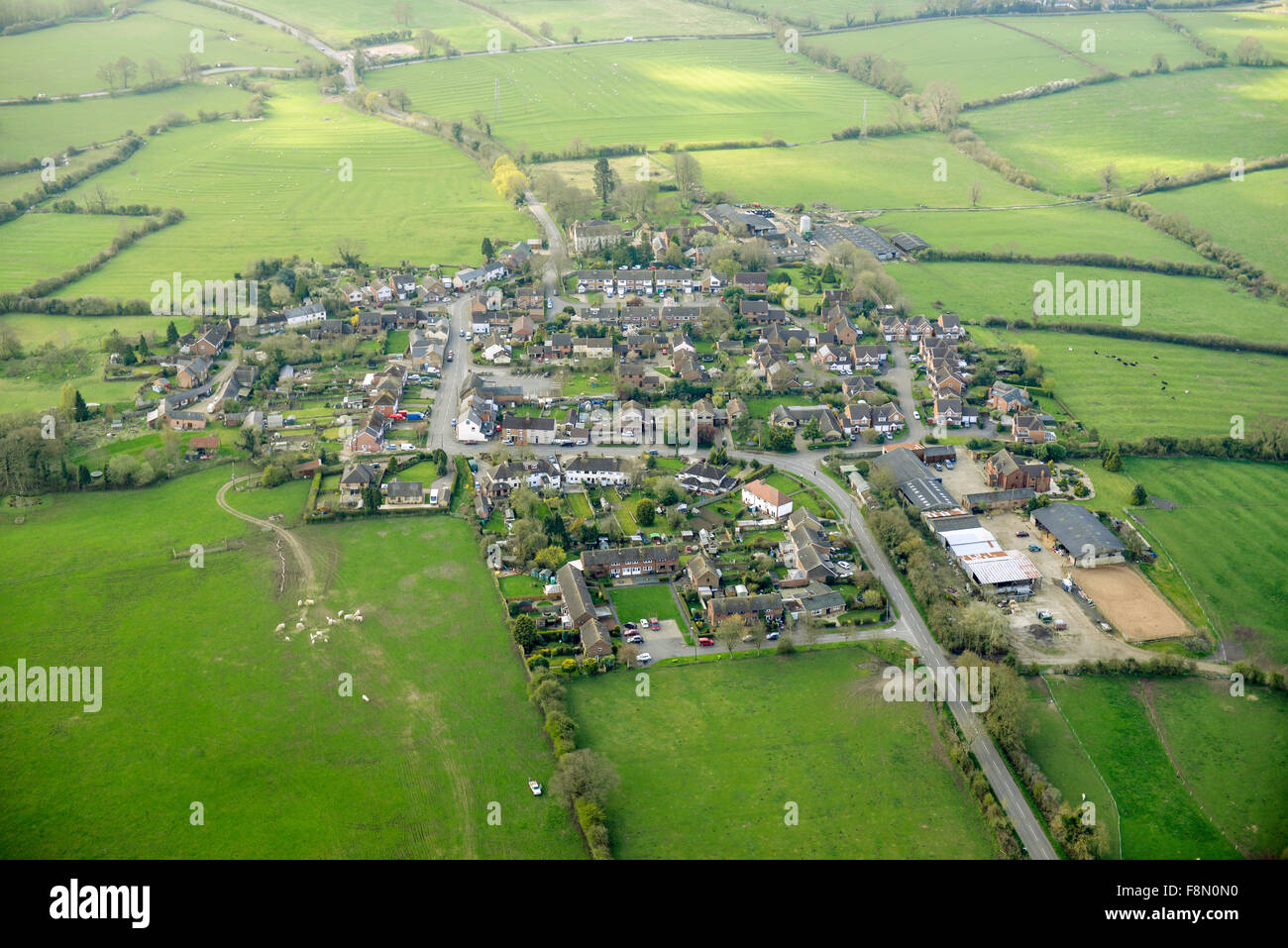 Eine Luftaufnahme des Dorfes von Newton in Northamptonshire Stockfoto