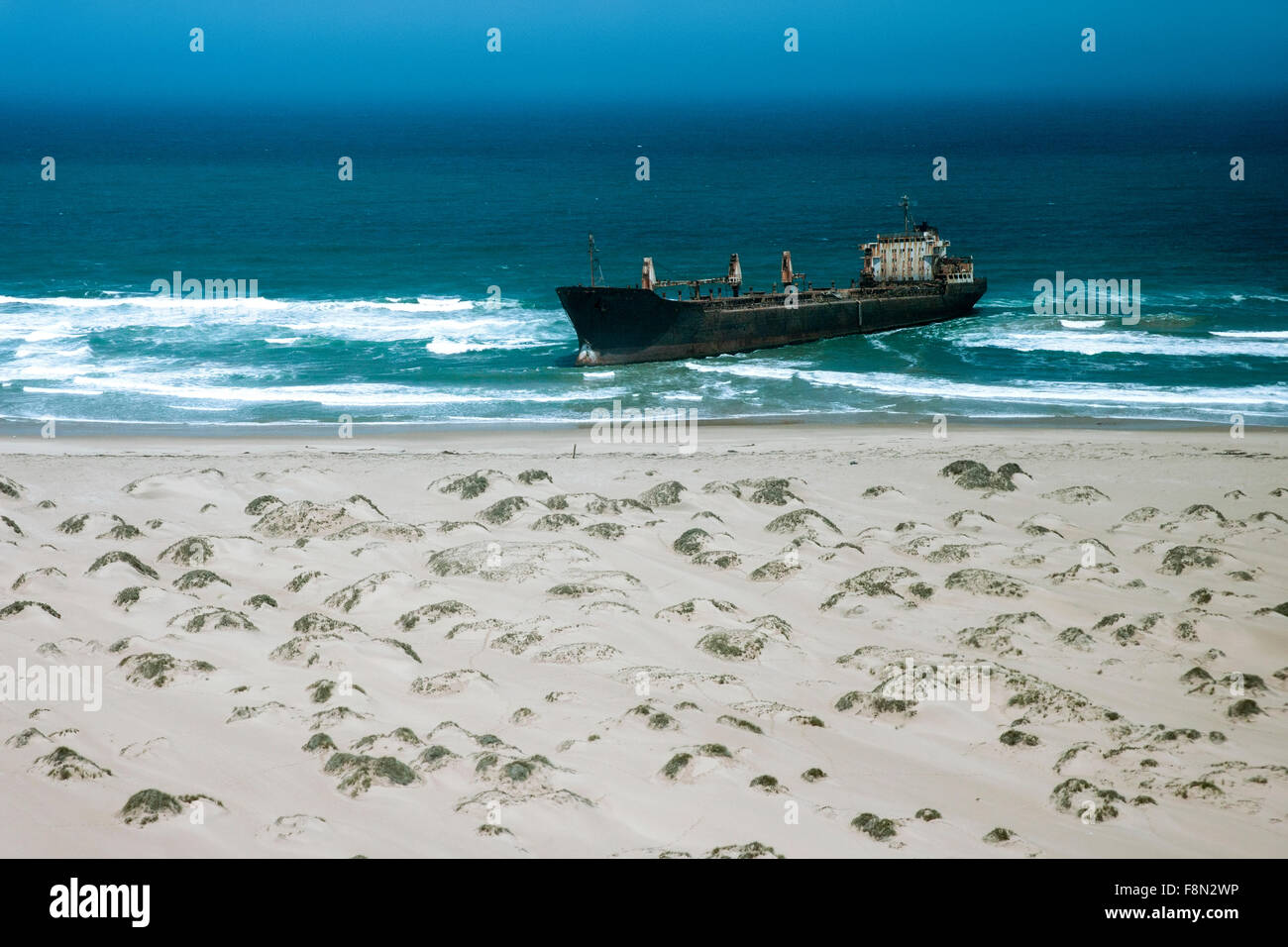 Schiffbruch auf der Skeleton Coast - nördlich von Lüderitz, Namibia, Afrika Stockfoto