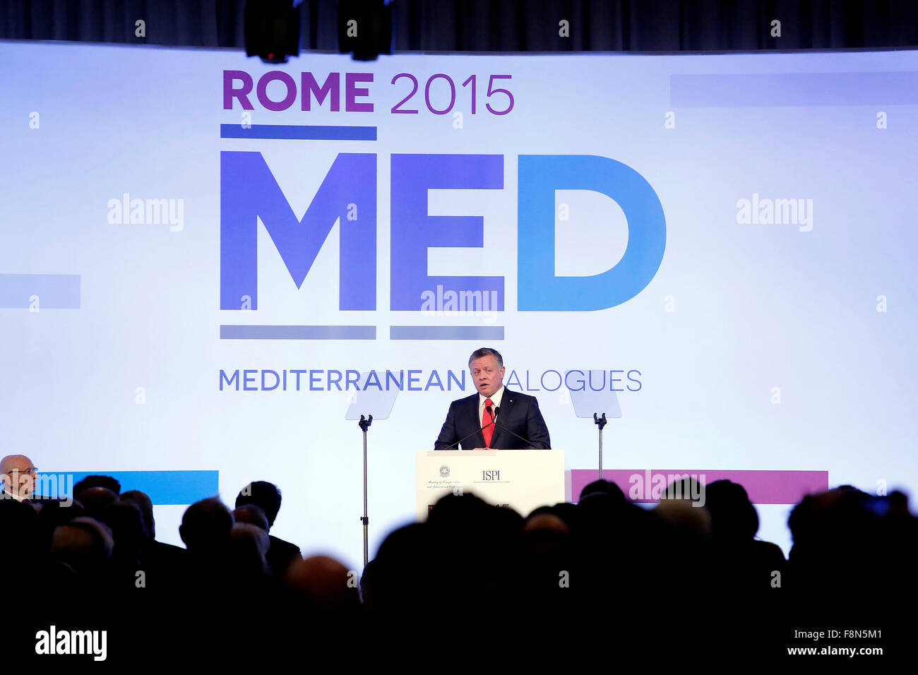 Rom, Italien. 10. Dezember 2015. König von Jordanien Abdullah bin Al-Hussein Parco dei Principi Hotel Forum Med 2015, Mittelmeer-Dialoge. Foto Samantha Zucchi Insidefoto Stockfoto