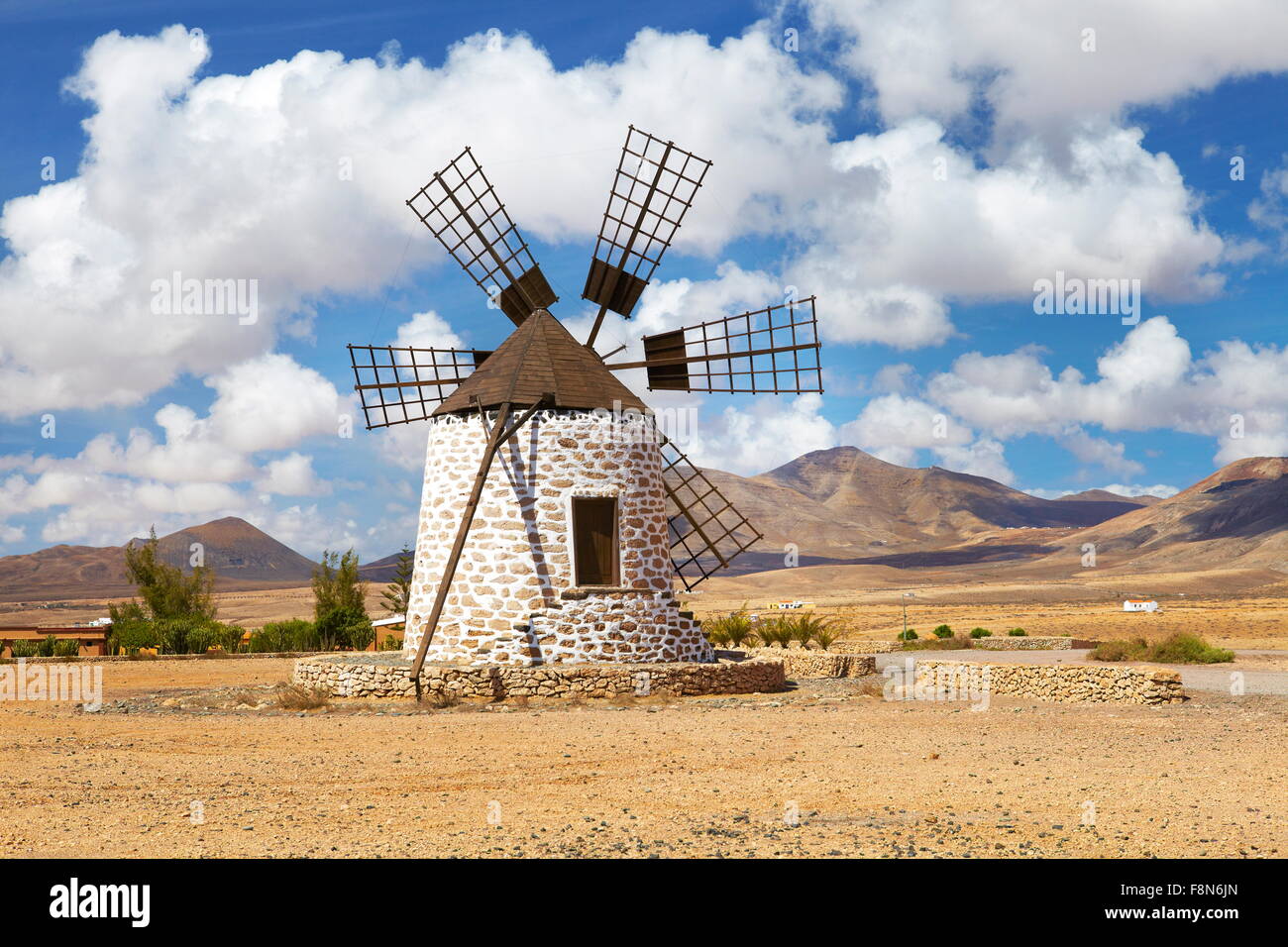 Insel Fuerteventura - alte Windmühle in der Nähe von Oliva Village, Kanarische Inseln, Spanien, Stockfoto