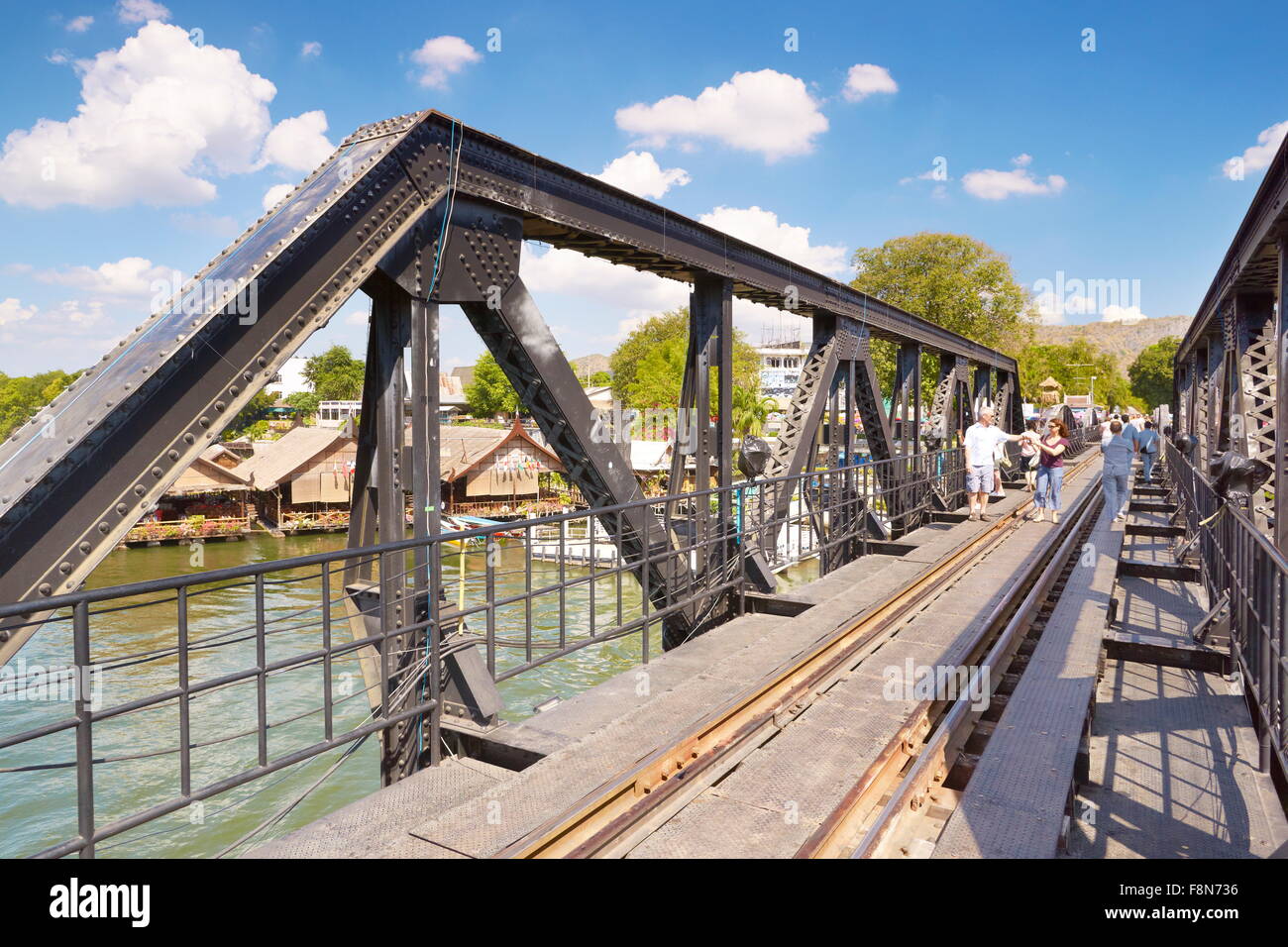 Thailand - Kanchanaburi, Brücke über den River Kwai Stockfoto