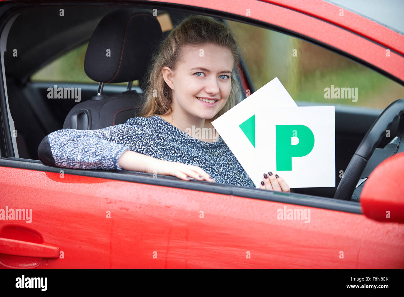 Fahrprüfung bestanden Fotos und Bildmaterial in hoher Auflösung Alamy