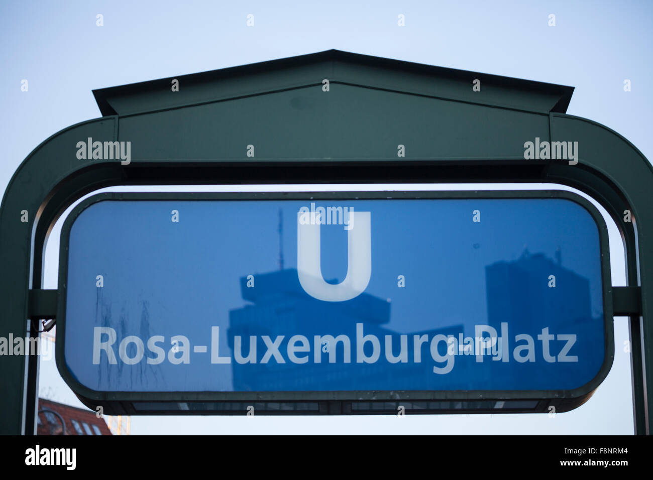 Rosa-Luxemburg-Platz u-Bahn Stockfoto