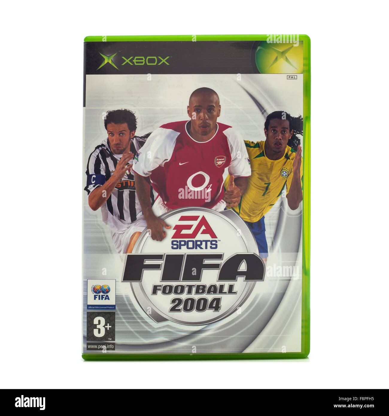 FIFA 2004 von EA Sports für die XBox-Konsole auf einem weißen Hintergrund Stockfoto