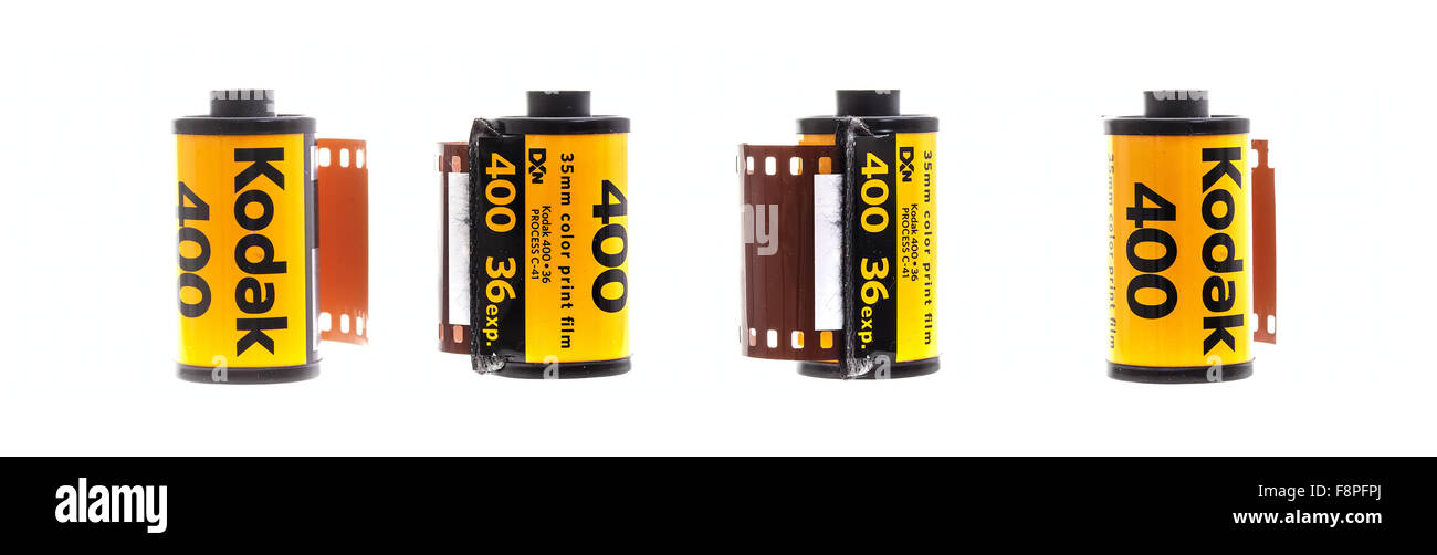 4 Rollen Kodak 400 Farbdruck Film auf weißem Hintergrund. Stockfoto
