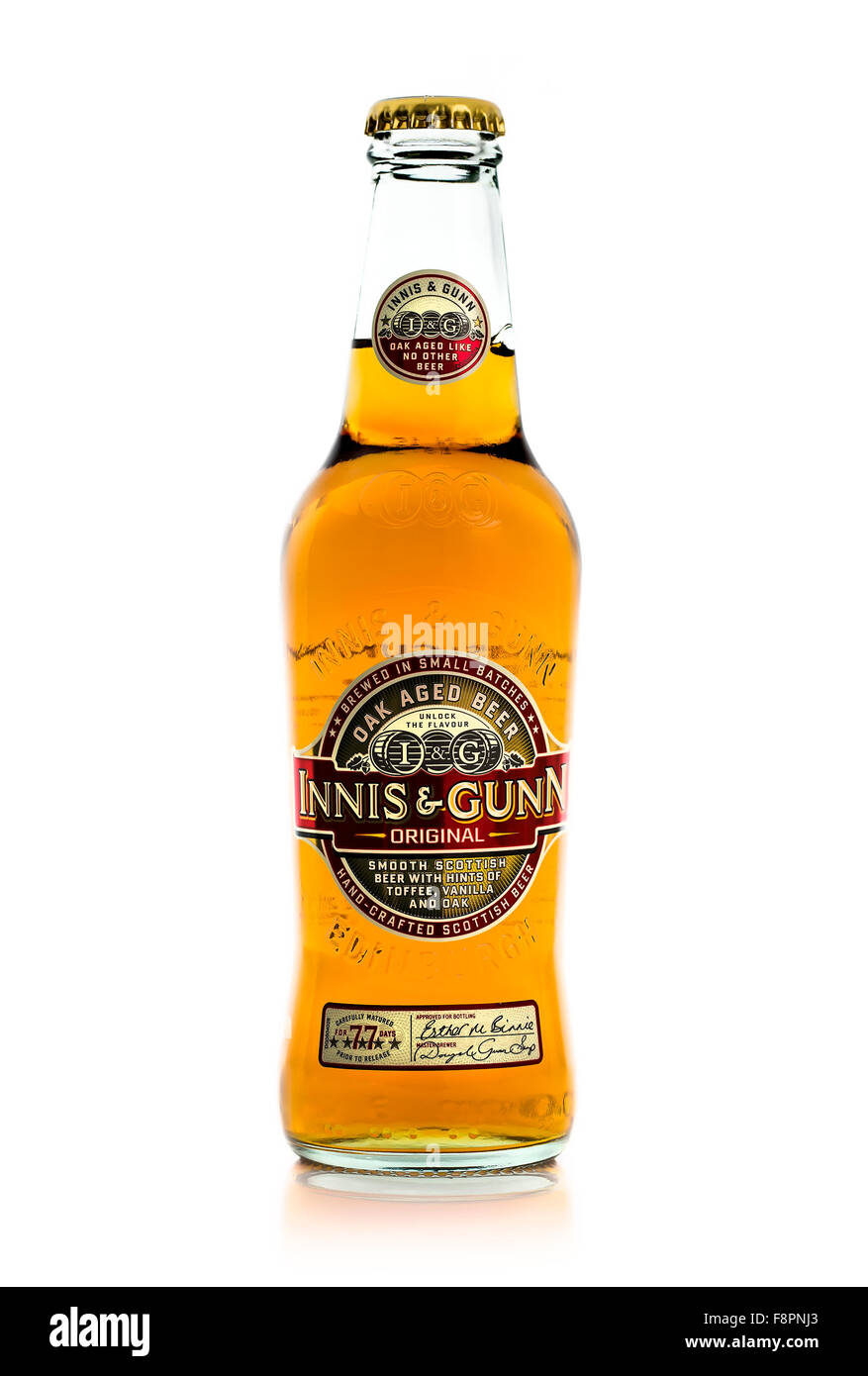 Flasche von Innis & Gunn Eiche im Alter von Bier auf weißem Hintergrund Stockfoto
