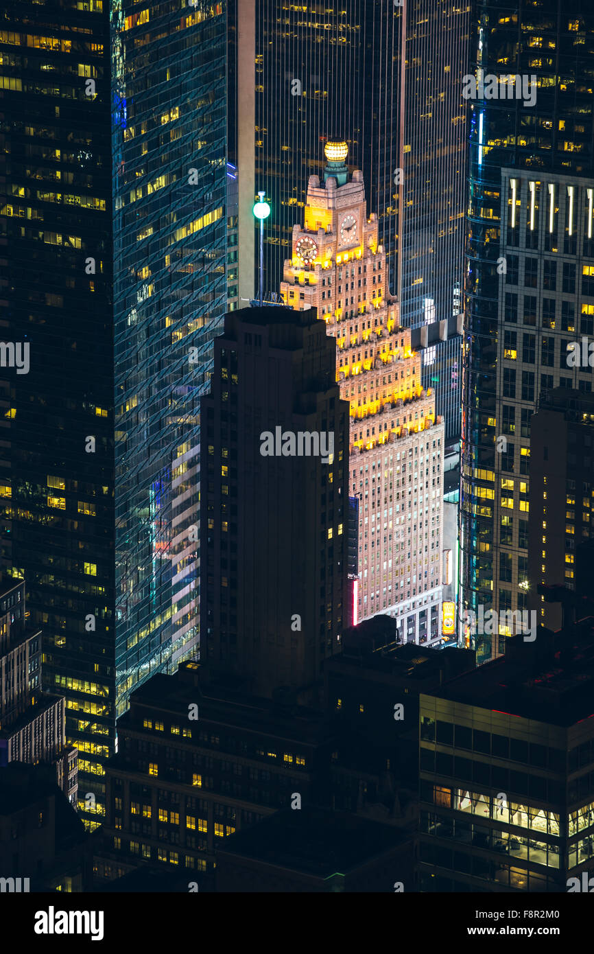 New York City - 26. September: Manhattan Nacht Blick vom Empire State Building Times Square Gebäude am 26. September 2015. Stockfoto