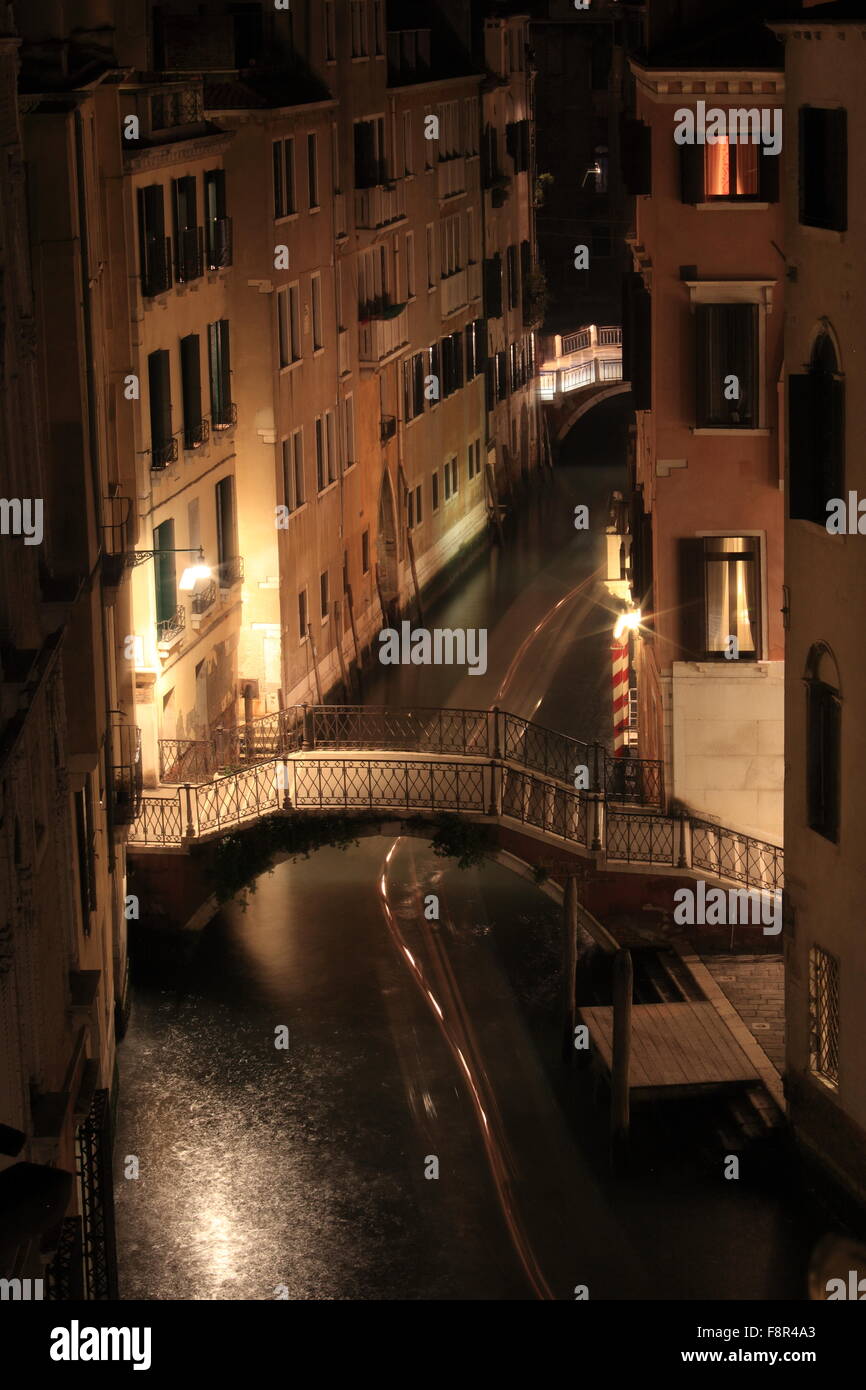 Nachtansicht des Canal Grande Venedig Stockfoto