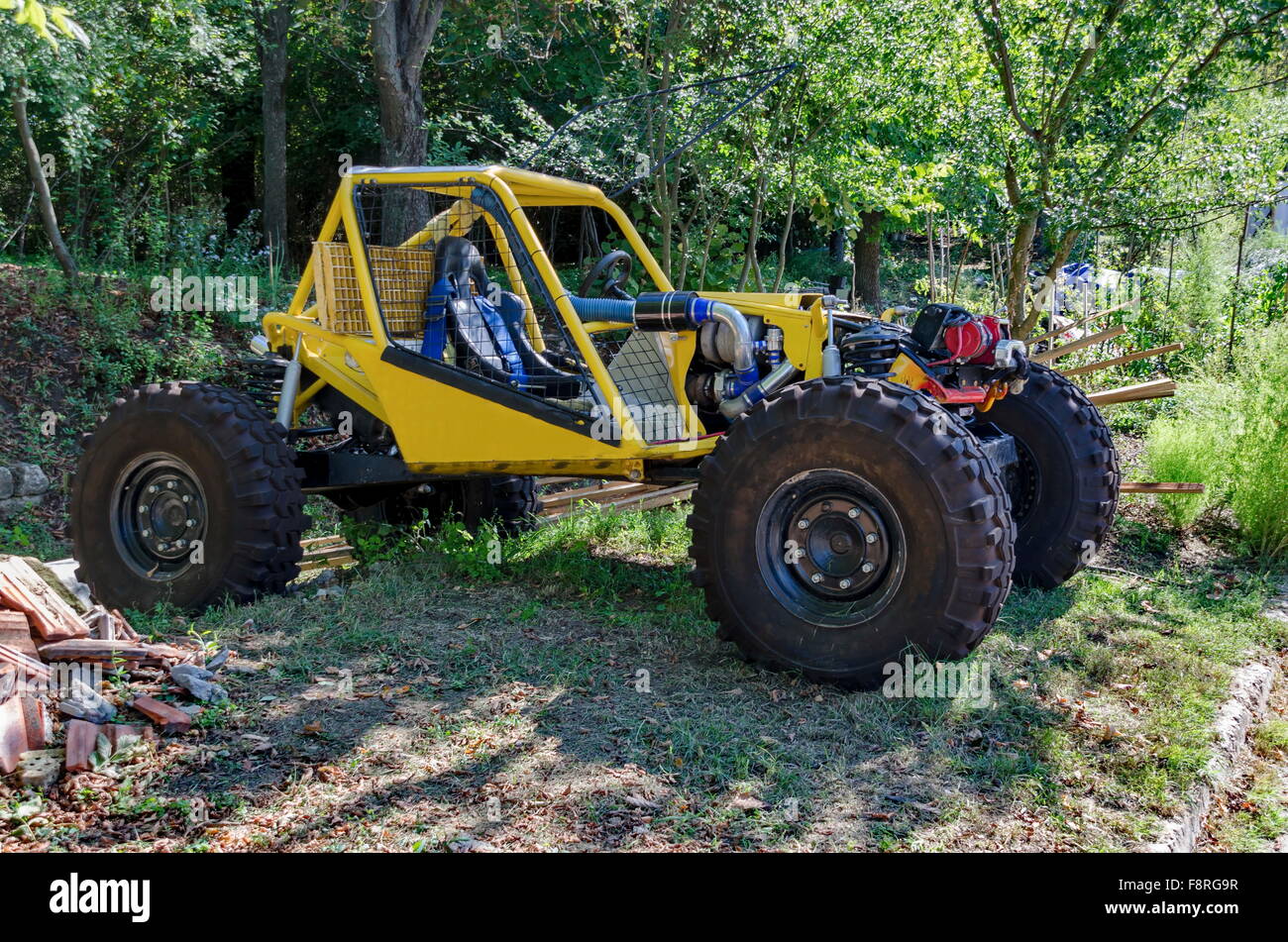 Spezielle Buggy Auto mit hoher Roadabilily, Razgrad, Bulgarien Stockfoto