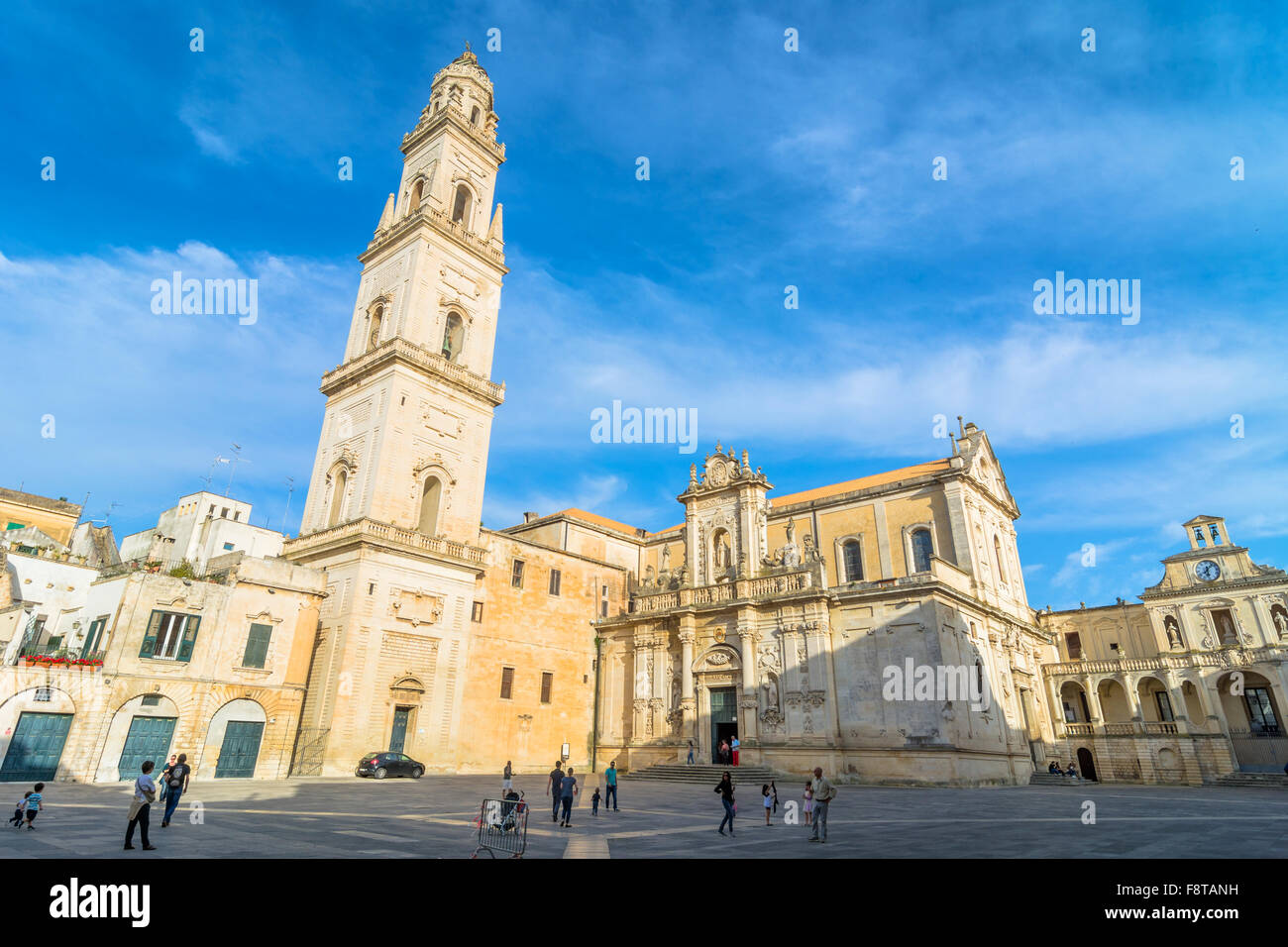 Piazza del Duomo Platz mit Kathedrale in Lecce, Italien. Stockfoto