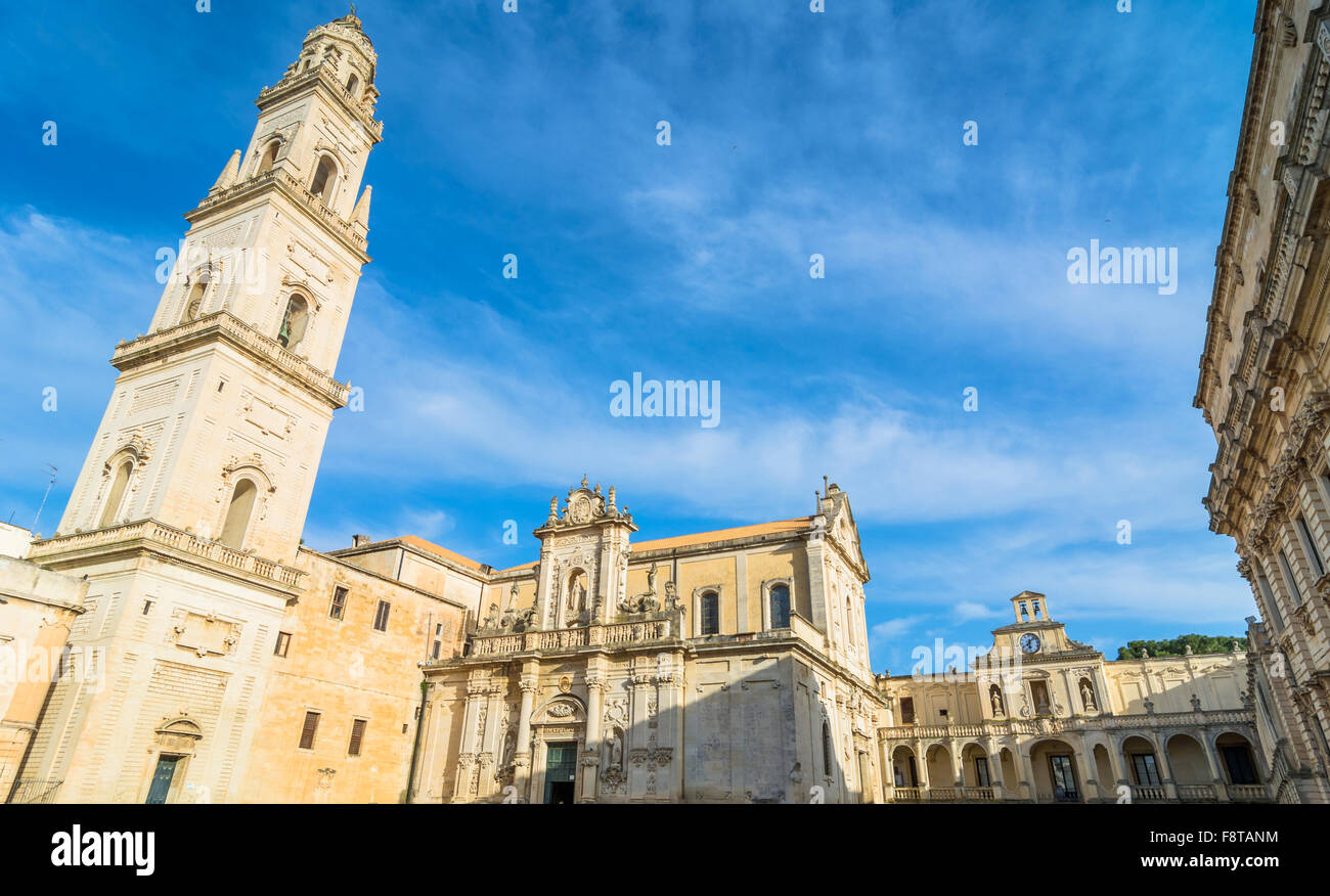 Piazza del Duomo Platz mit Kathedrale in Lecce, Italien. Stockfoto
