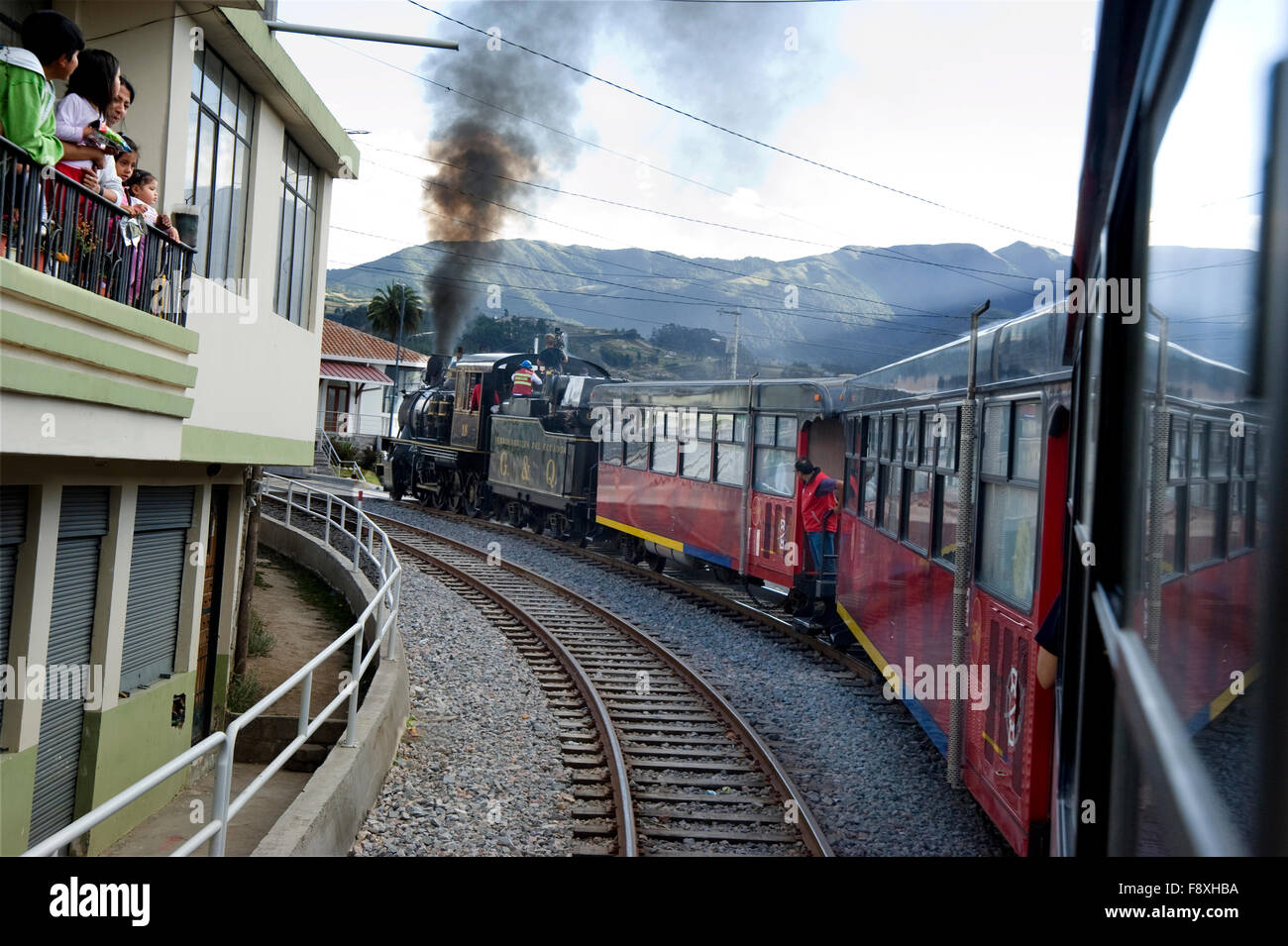 Ankunft am Bahnhof in Ecuador zu trainieren Stockfoto