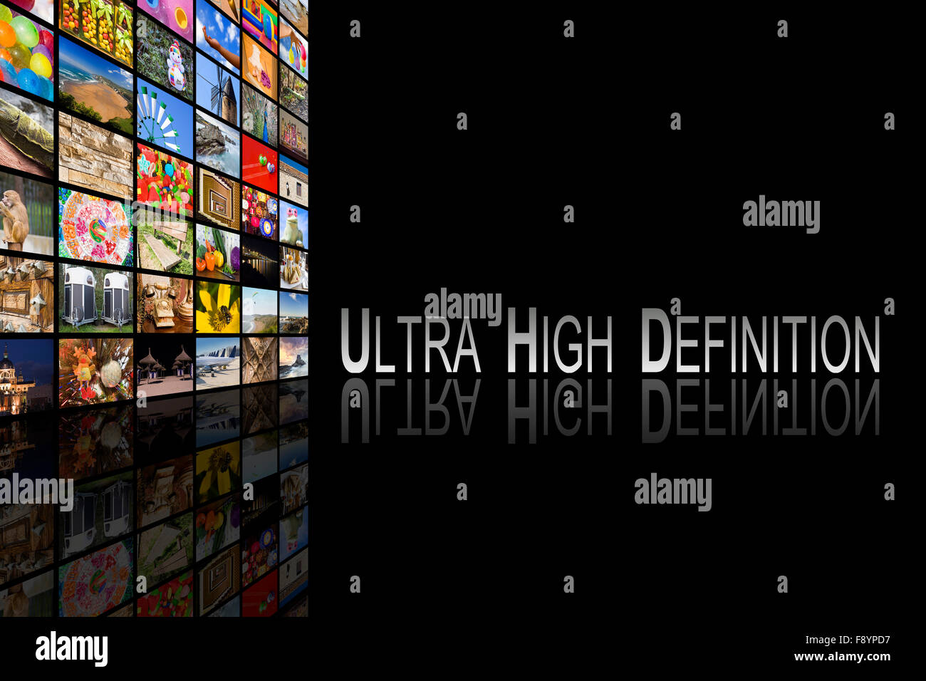 Konzept der Ultra High Definition TV auf schwarzem Hintergrund mit Reflexion Stockfoto