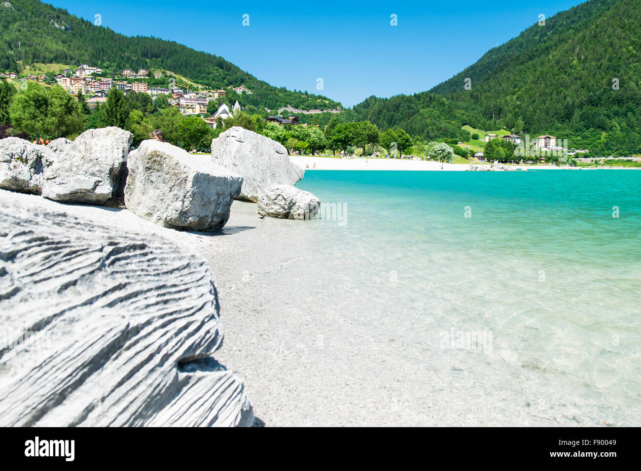 Molveno See, gewählt am schönsten See Italiens im Jahr 2015 Stockfoto