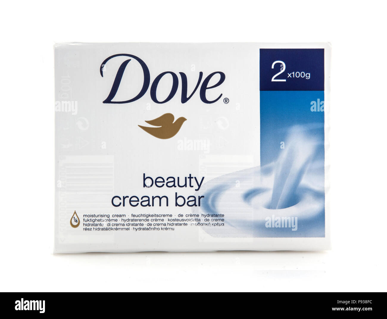 Packung mit zwei 100g Bars von Dove Beauty Creme Seife auf weißem Hintergrund Stockfoto