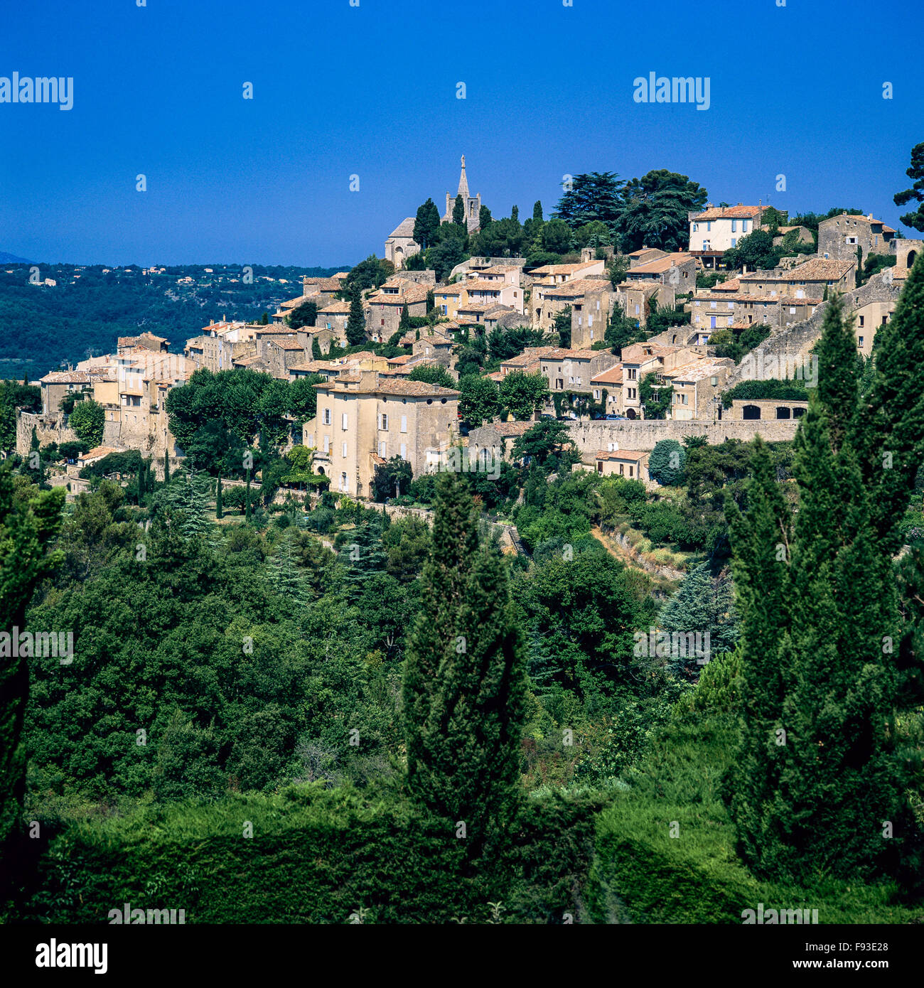 Bonnieux thront Dorf, Lubéron, Vaucluse, Provence, Frankreich, Europa Stockfoto