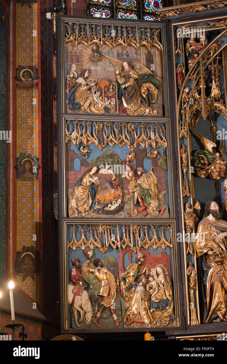 Polen, Stadt von Krakau, Marienkirche - St. Mary Basilica, Altarbild von Wit Stwosz - Veit Stoss, die Verkündigung, die Geburt Stockfoto