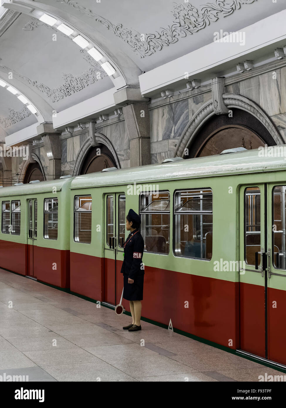 UBahn Station, Pyongyang, Nordkorea, Asien Stockfotografie Alamy
