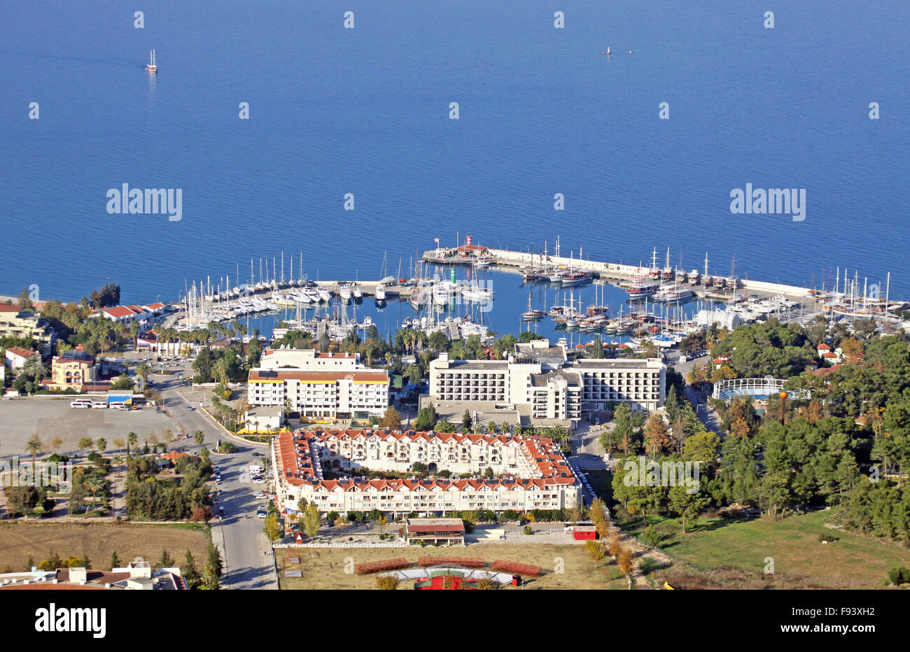 Luftaufnahme von Meer Hafen von Kemer-Stadt, Provinz Antalya, Türkei Stockfoto