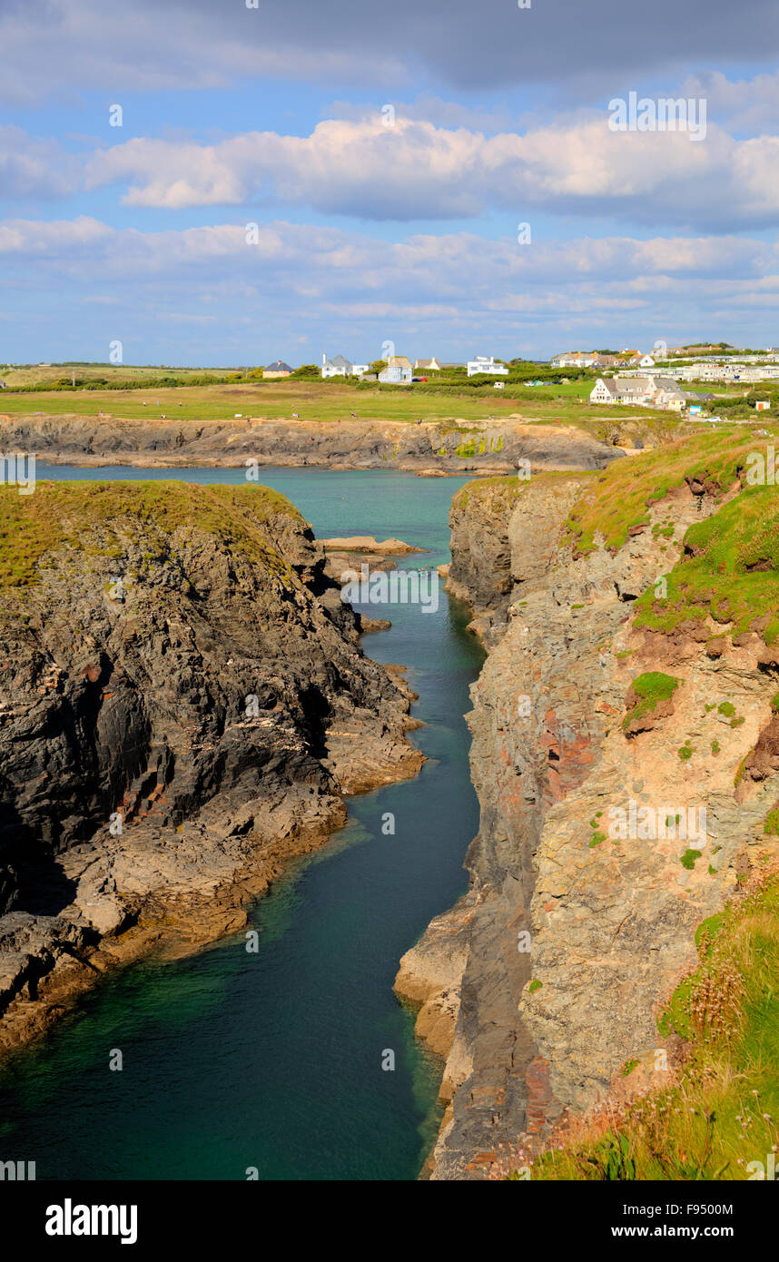 Treyarnon Bay Küste Cornwall England UK Cornish Nord in kräftigen Farben Stockfoto