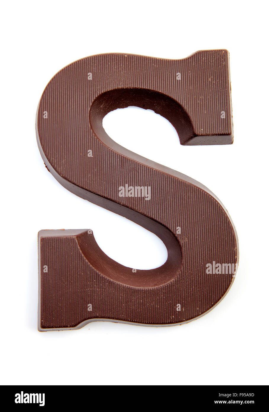 Schokolade Buchstaben S für Sinterklaas, Veranstaltung in der  niederländischen im Dezember auf weißem Hintergrund Stockfotografie - Alamy