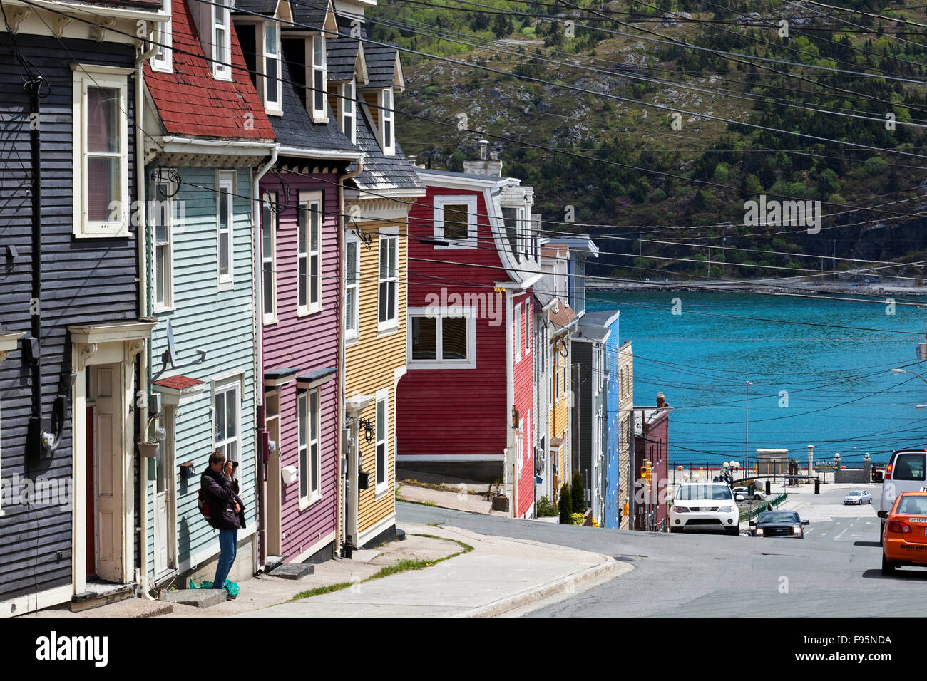 Mehrere Bereiche der Stadt von St. John's-Funktion Jellybean Reihen Häuser, so genannt wegen ihrer bonbonbunte Farben, das Ergebnis Stockfoto