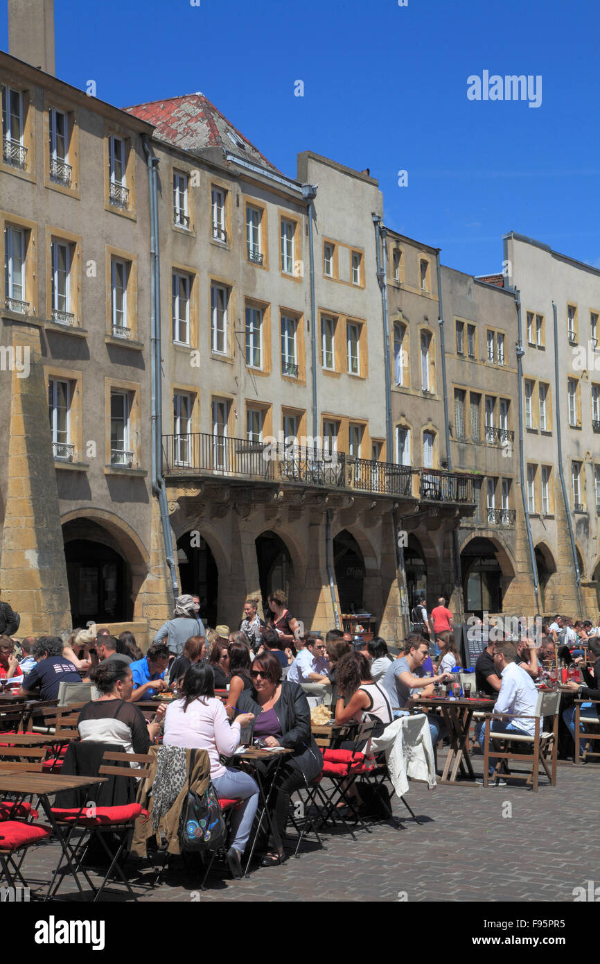 Frankreich, Lothringen, Metz, Place St-Louis, Restaurant, Personen, Stockfoto