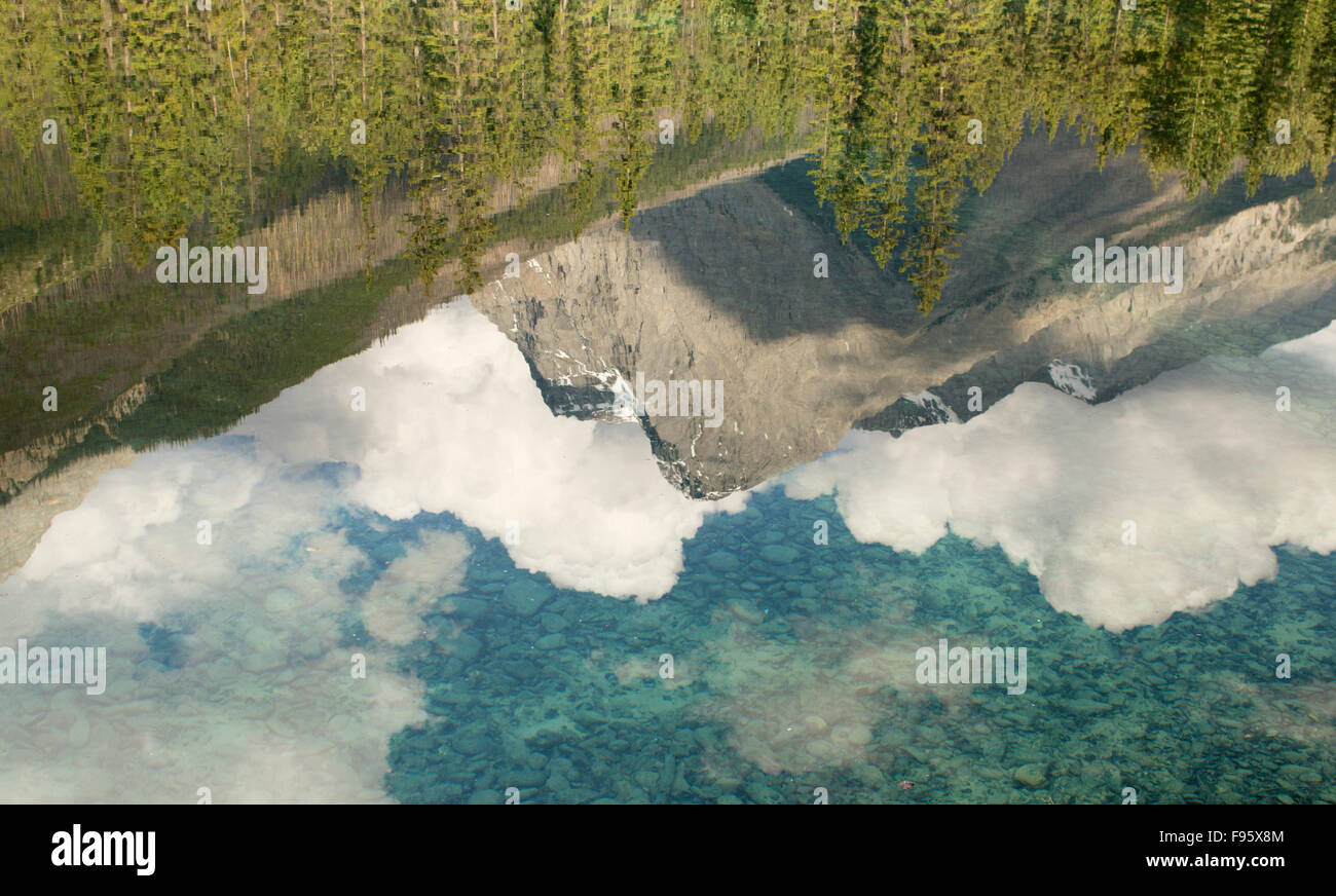 Faeder See und Chancellor Peak, Yoho Nationalpark, Britisch-Kolumbien, Kanada Stockfoto