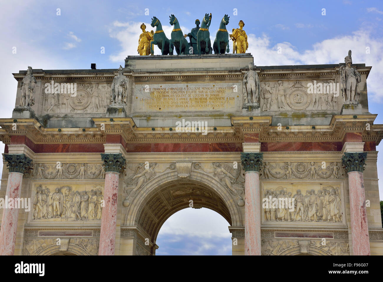 Quadriga auf Arc de Triomphe du Karussell, Arc de Triomphe, Paris, Île-De-France, Frankreich Stockfoto