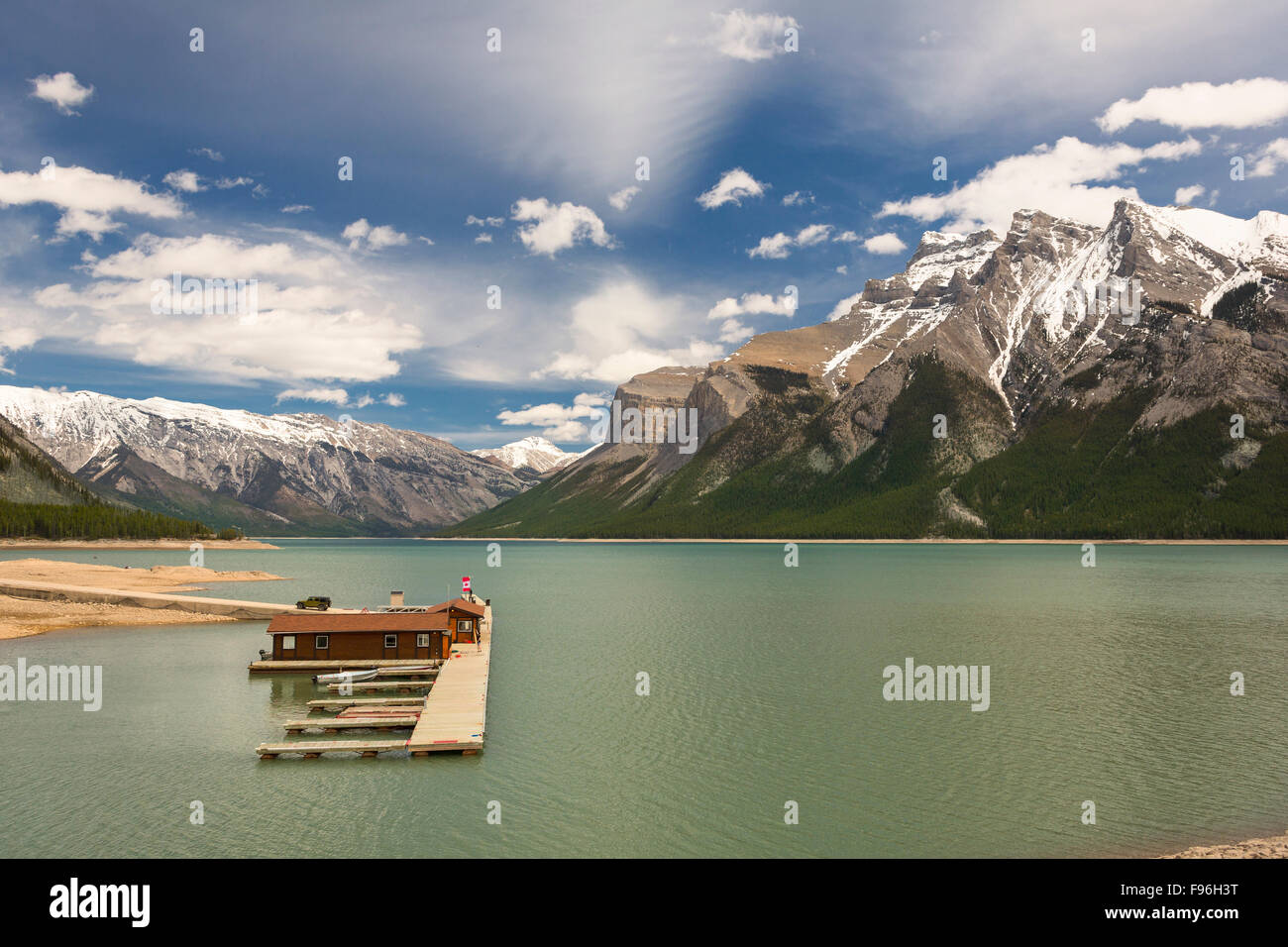 Lake Minnewanka, Banff Nationalpark, Alberta, Kanada Stockfoto