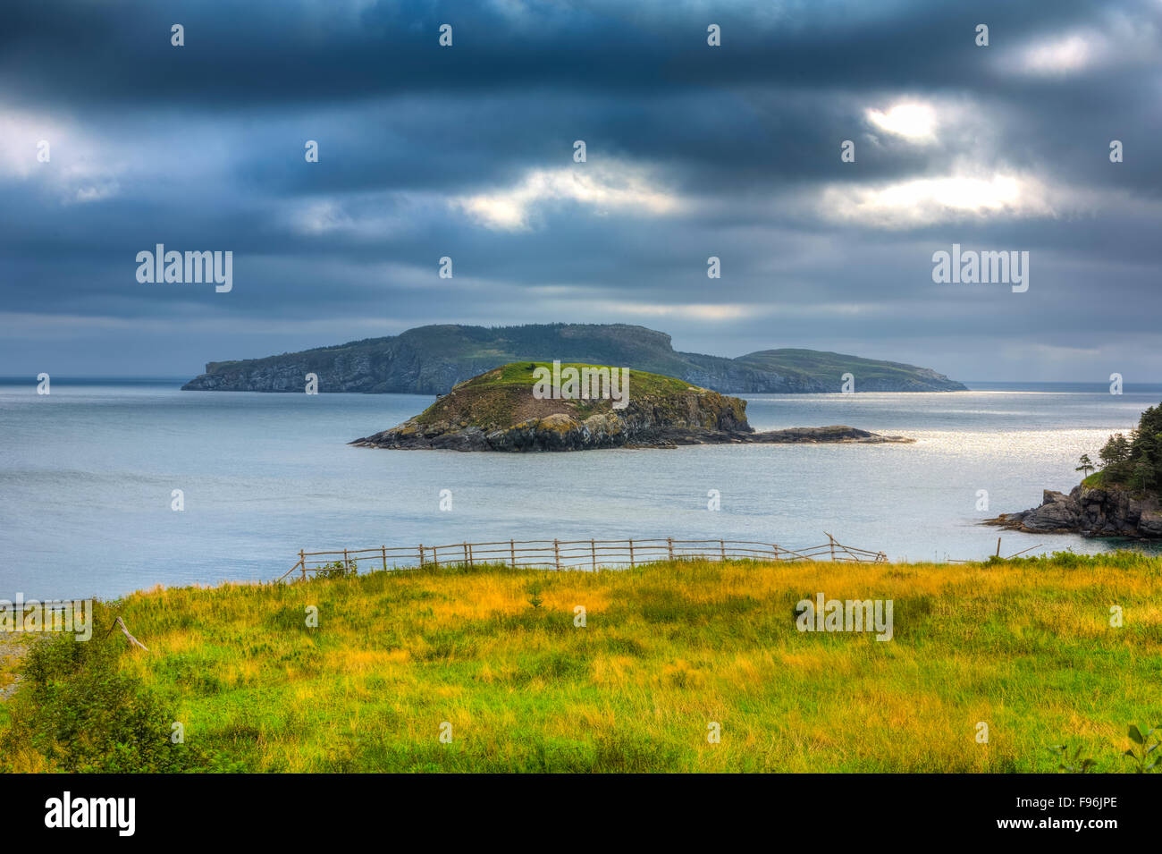 Blick auf Pee Pee Island und Schiff Insel von St. Michaels, Neufundland Stockfoto
