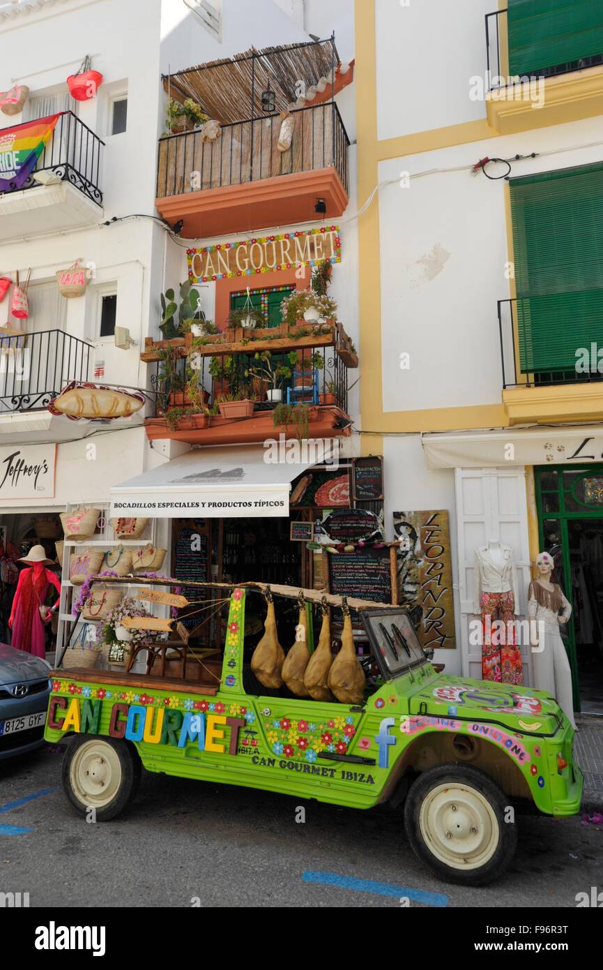 Flower-Power-van Förderung Palma Schinken mit Knochen von Balearen Ibiza Stockfoto