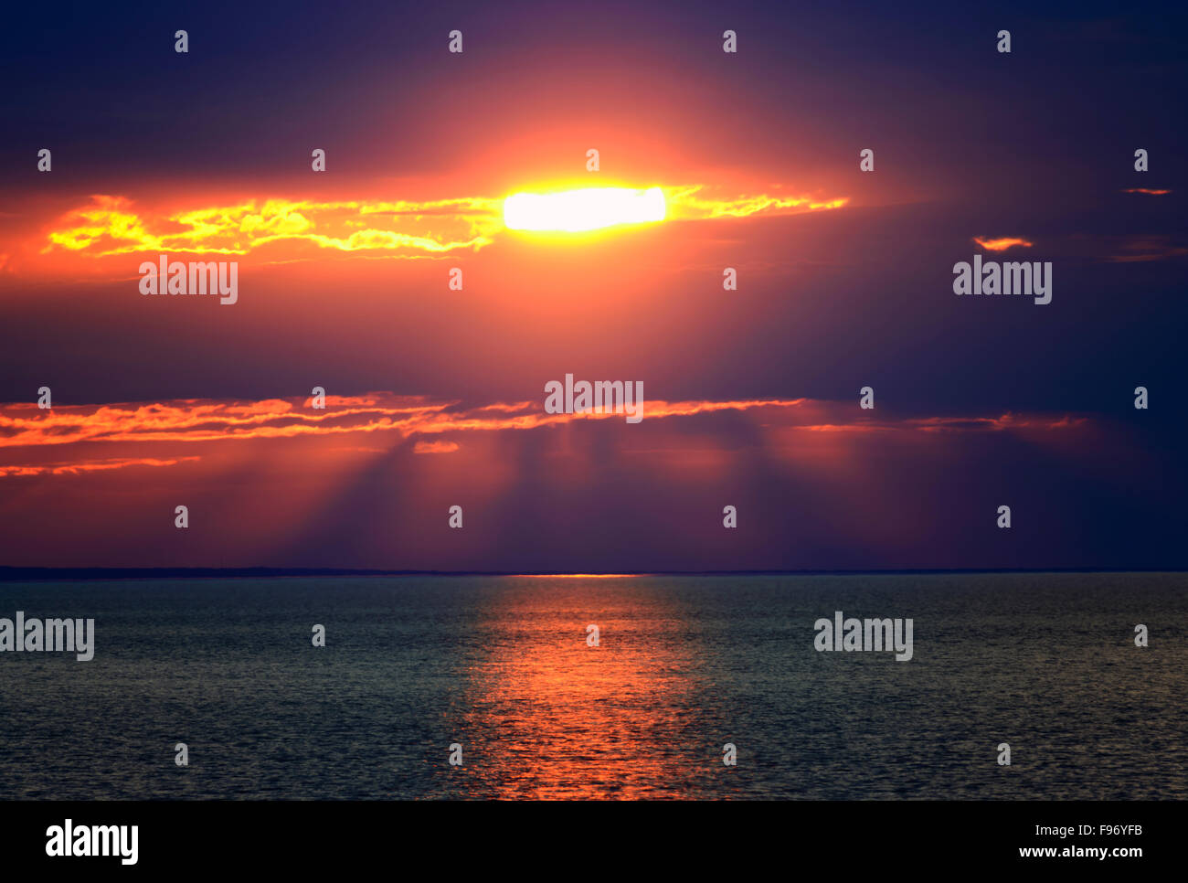 Spektakulären Sonnenuntergang über Georgian Bay, Ontario, Kanada Stockfoto
