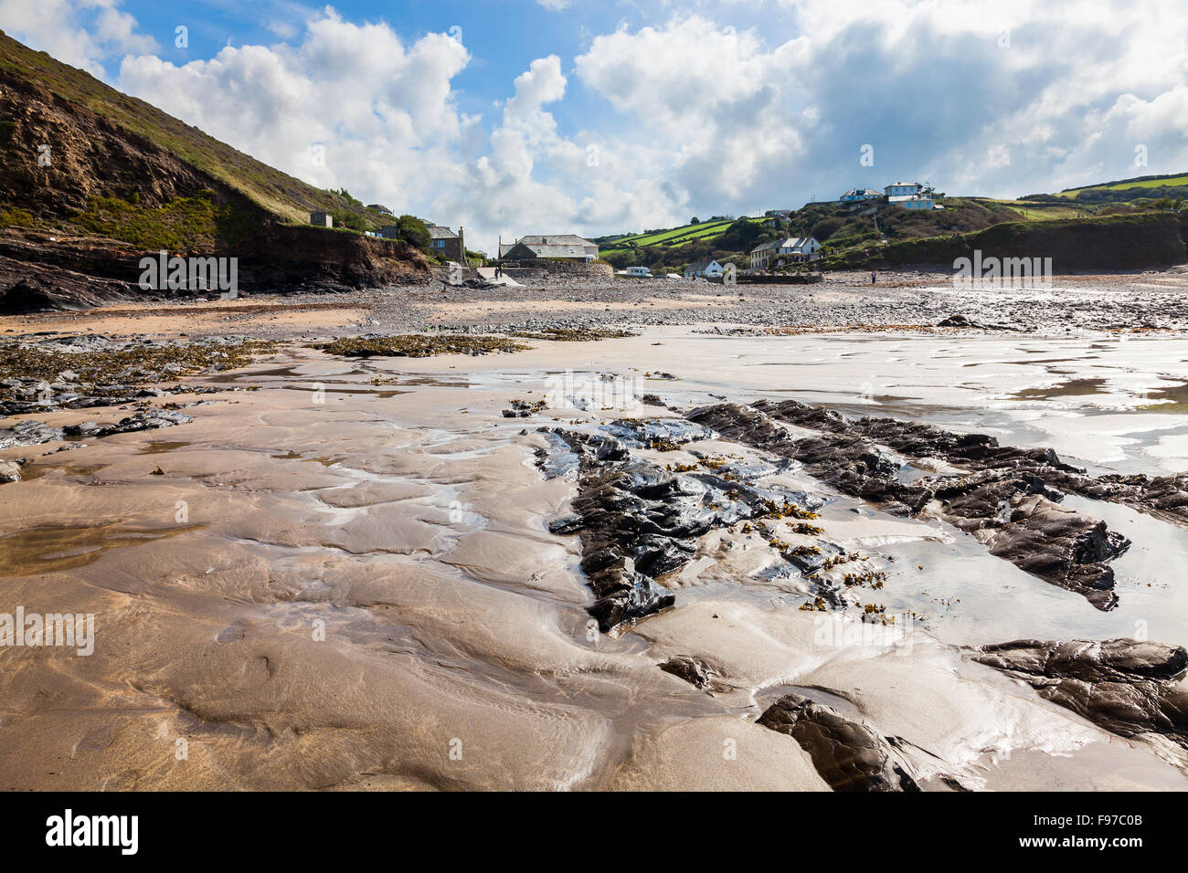 Der Strand von Crackington Haven an der Küste von North Cornwall England UK Europe Stockfoto