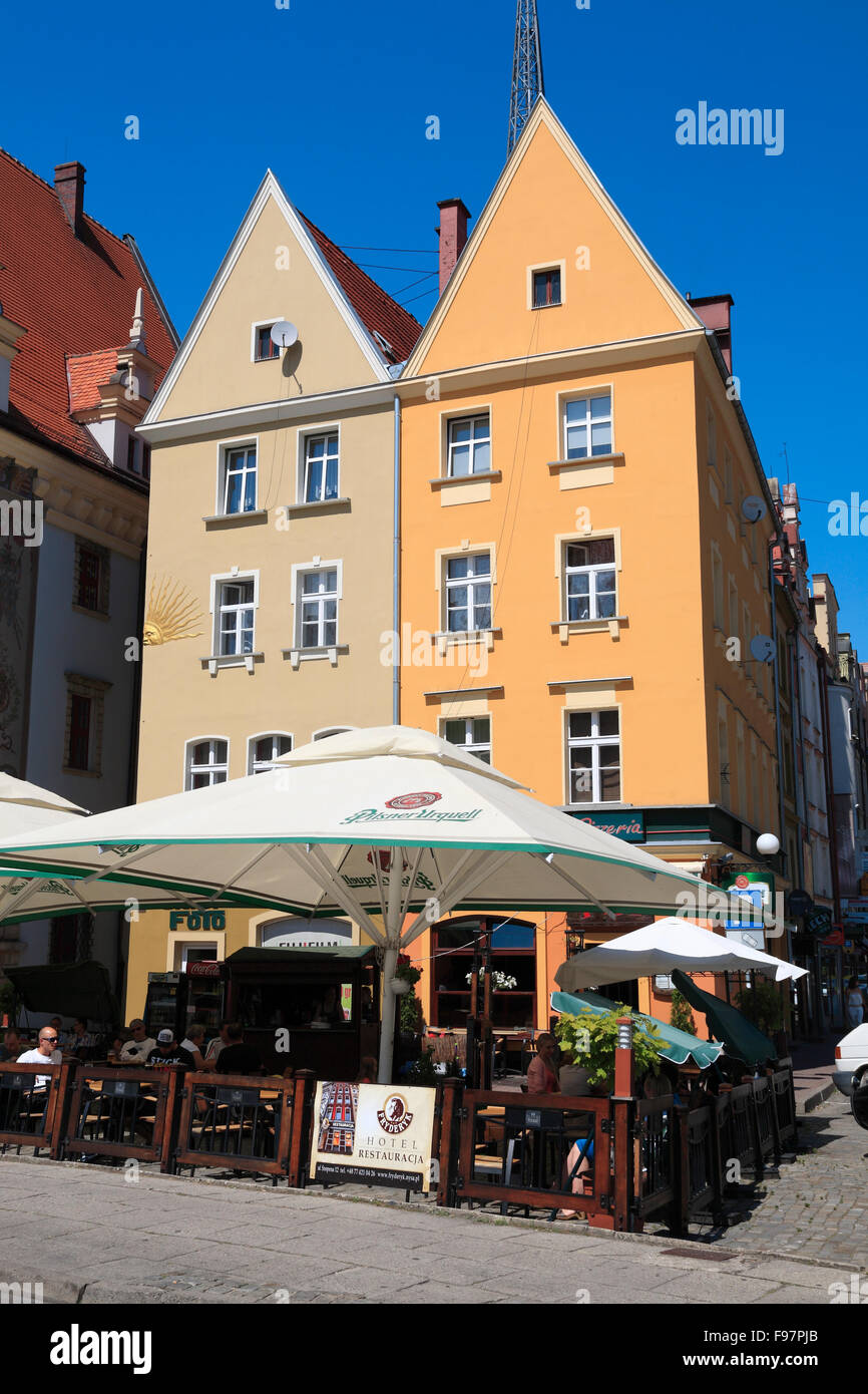 Giebel Häuser am Marktplatz (Rynek), Nysa (Neiße), Silesia, Polen, Europa Stockfoto