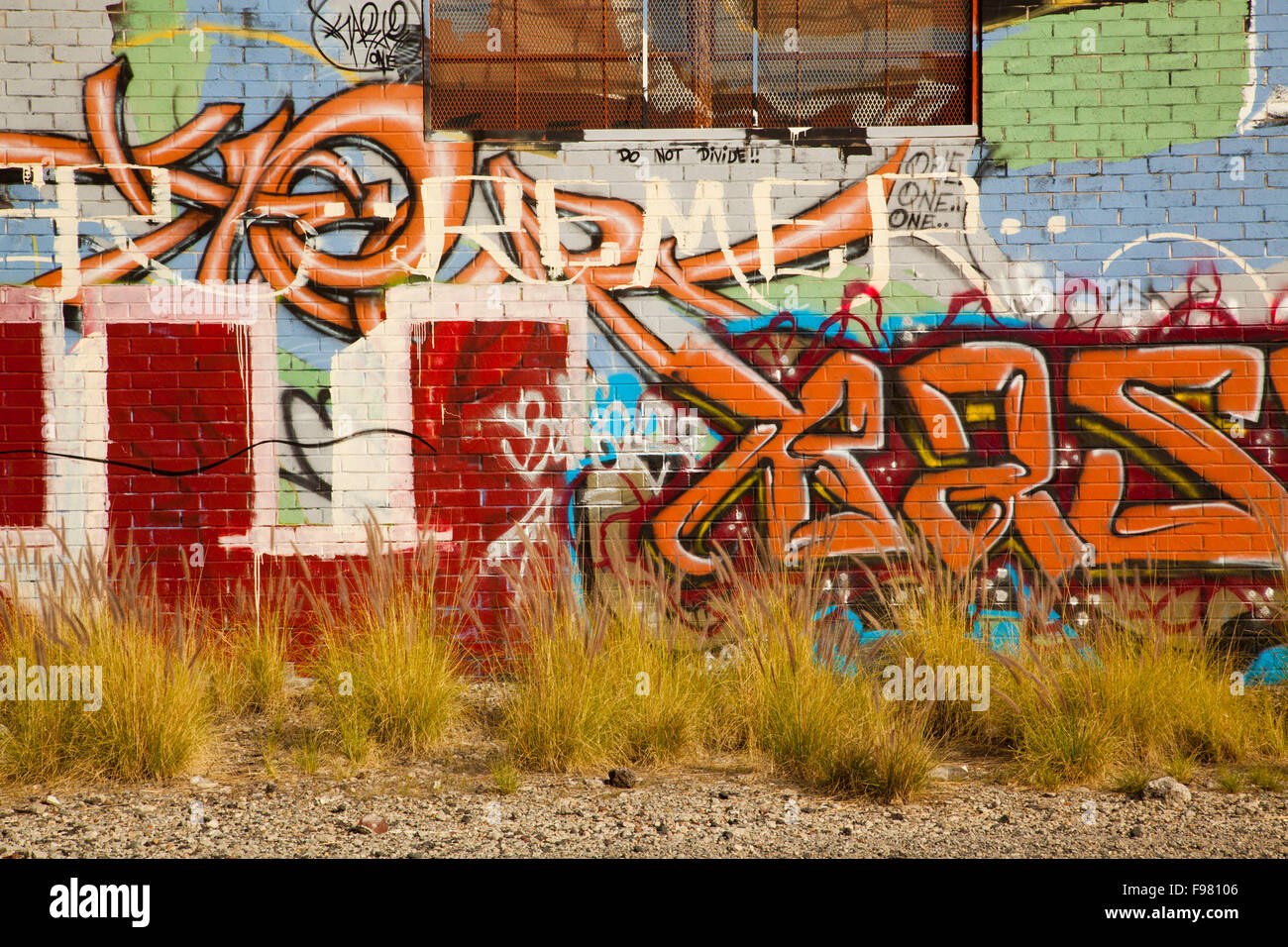 Graffiti, östlich der Innenstadt, entlang der Los Angeles River, Kalifornien, USA Stockfoto
