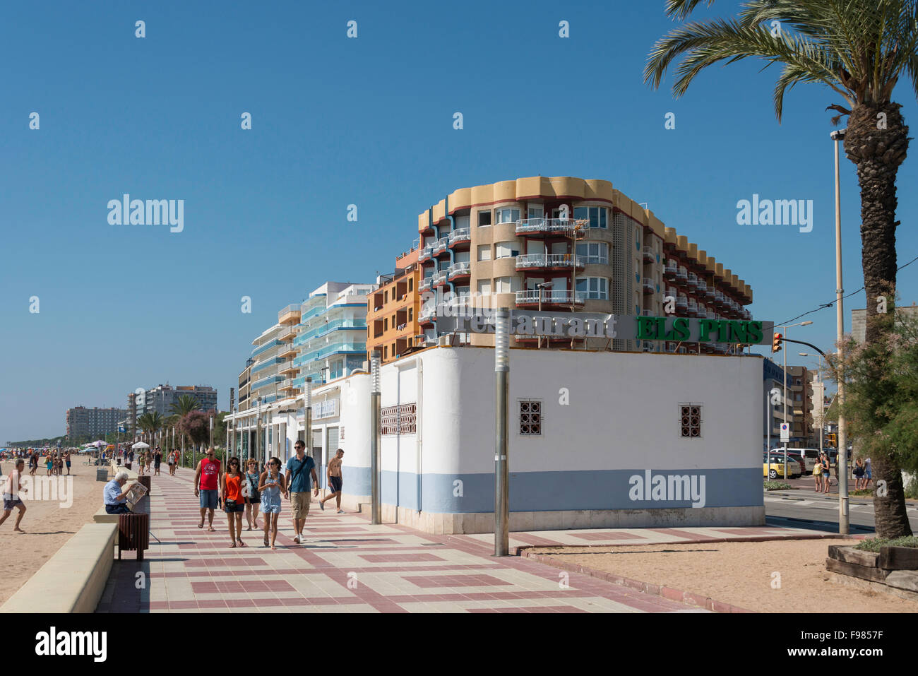 Strandpromenade, Platja de S'Abanell, Blanes, Costa Brava, Provinz Girona, Katalonien, Spanien Stockfoto