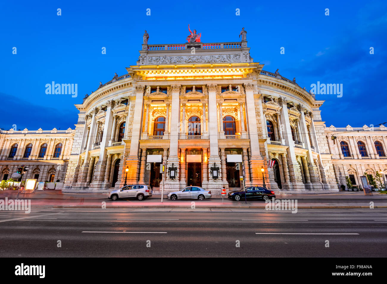 Wien, Österreich. Das Burgtheater (Imperial Court Theater) ist das österreichische Nationaltheater und eines der wichtigsten deutschen. Stockfoto
