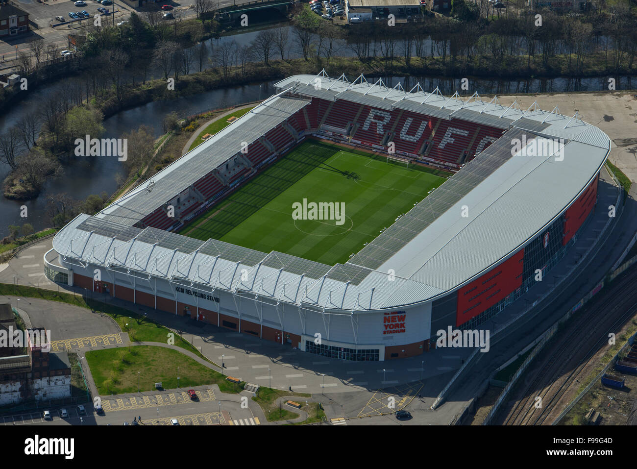 Eine Luftaufnahme des New York-Stadion, Heimat von Rotherham United Stockfoto