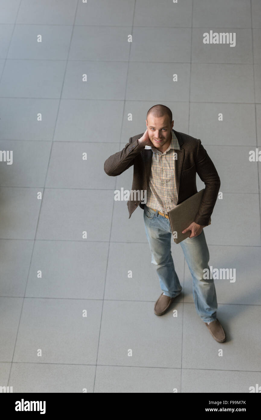 Draufsicht der positiven erfolgreicher Geschäftsmann Stockfoto
