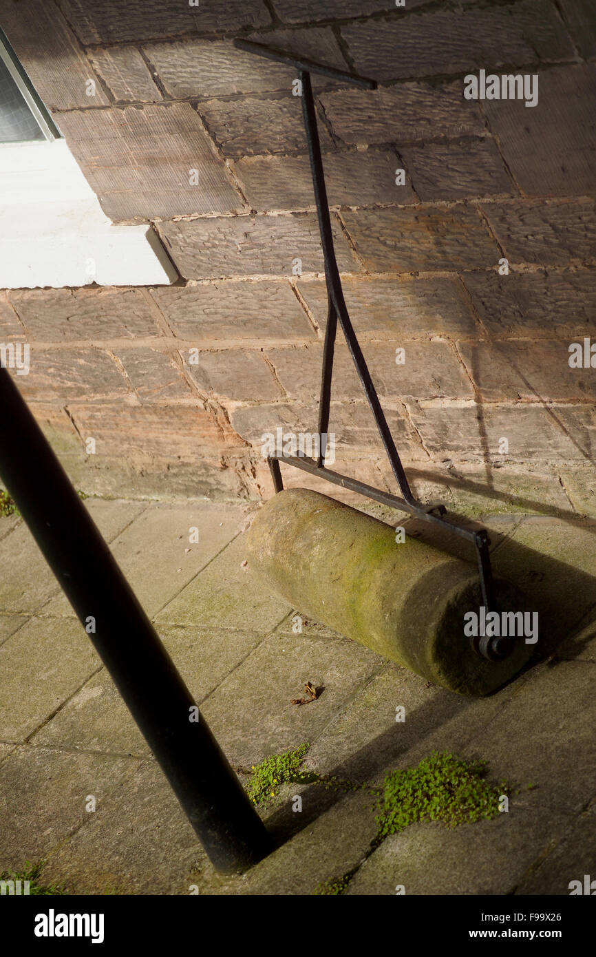 Alte rasenwalze Fotos und Bildmaterial in hoher Auflösung Alamy