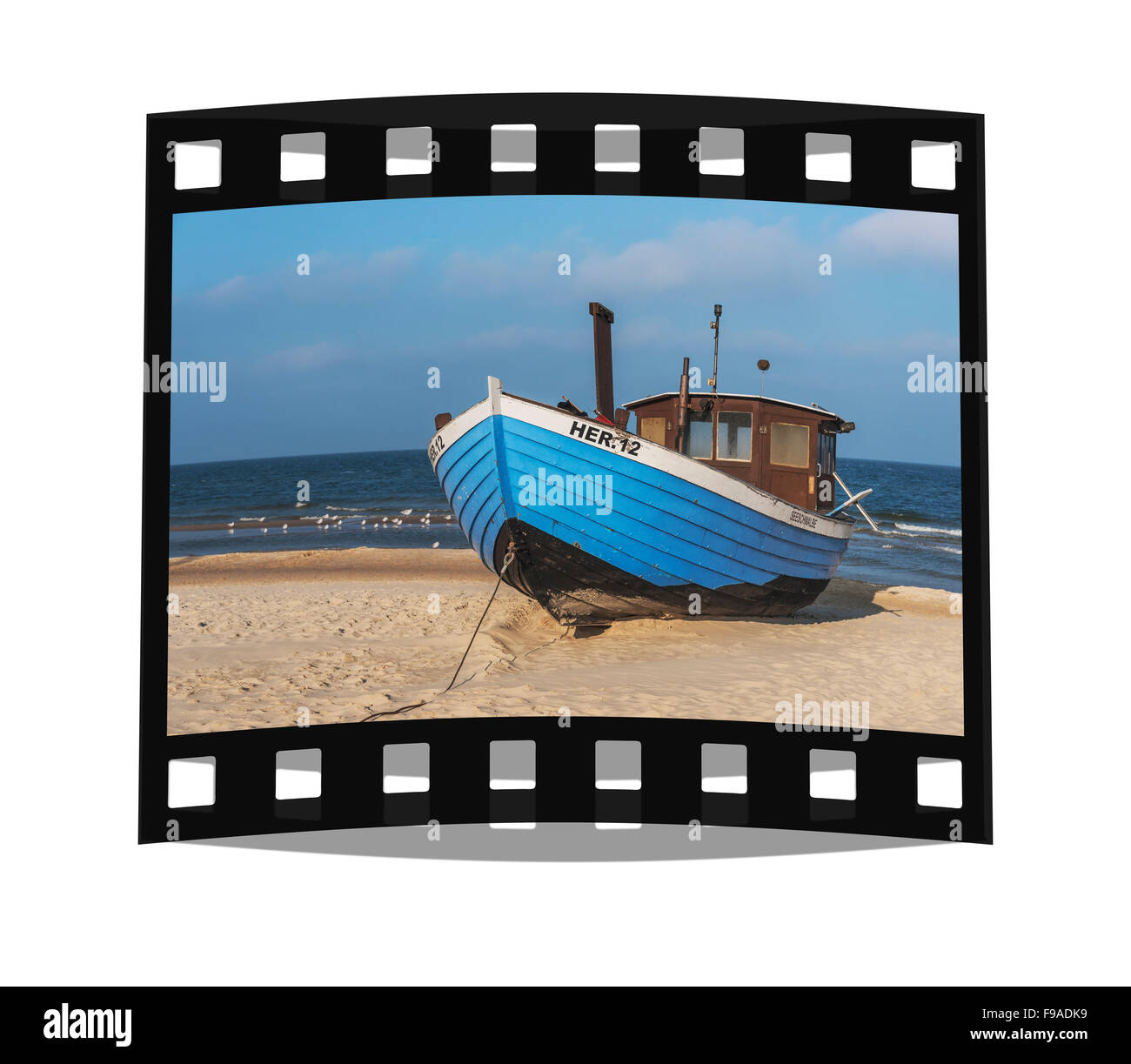 Blaue Fischerboot an der Ostsee-Strand, Heringsdorf, Insel Usedom, Mecklenburg-Western Pomerania, Deutschland, Europa Stockfoto