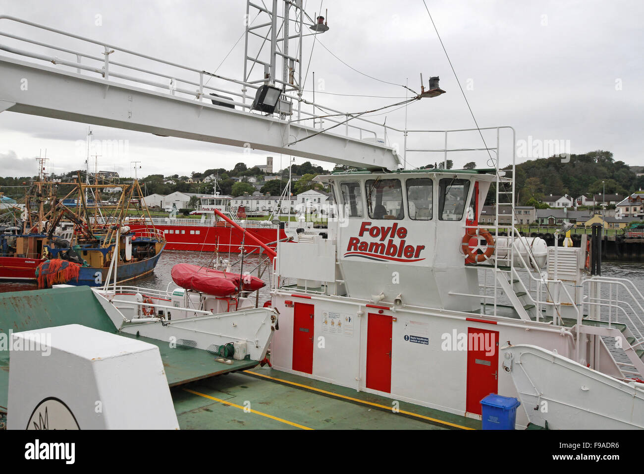 Die Foyle Rambler und Foyle Venture Fähren im Hafen von Greencastle. Stockfoto