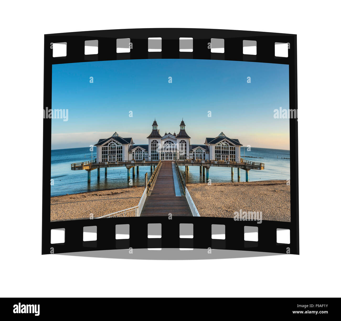 Der Selliner Seebrücke ist eine Anlegestelle an der Ostsee, Sellin, Insel Rügen, Mecklenburg-Western Pomerania, Deutschland, Europa Stockfoto