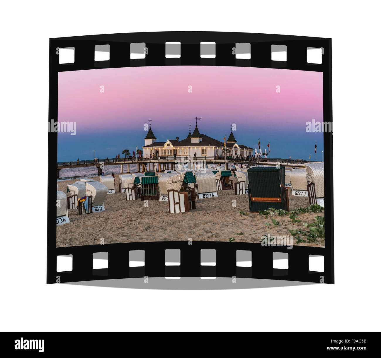 Der Ahlbecker Seebrücke ist ein Pier an der Ostsee, Ahlbeck, Insel Usedom, Mecklenburg-Western Pomerania, Deutschland, Europa Stockfoto