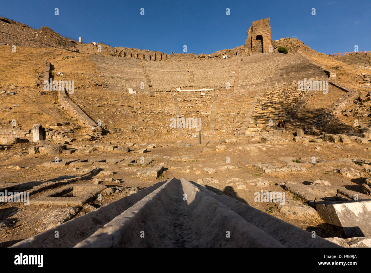 Theater von Pergamon bei Sonnenuntergang.  Pergamon war eine antike griechische Stadt Stockfoto